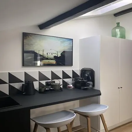 B&B Confort Et Raffinement Au Coeur Du 6eme