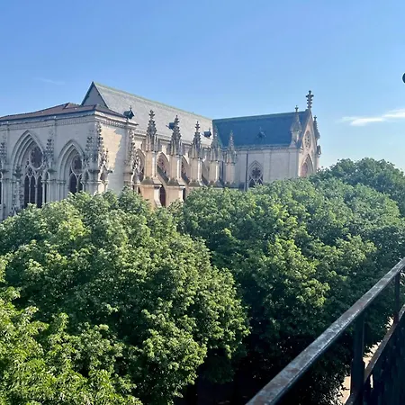 B&B Confort Et Raffinement Au Coeur Du 6eme *
